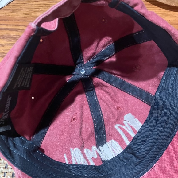 Hat with Embroidered Mama - Picture 3 of 3